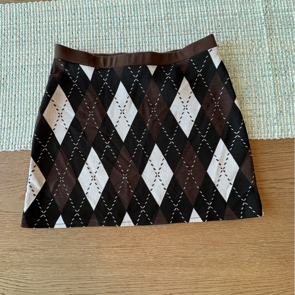 H&M Black and Brown Argyle Skirt